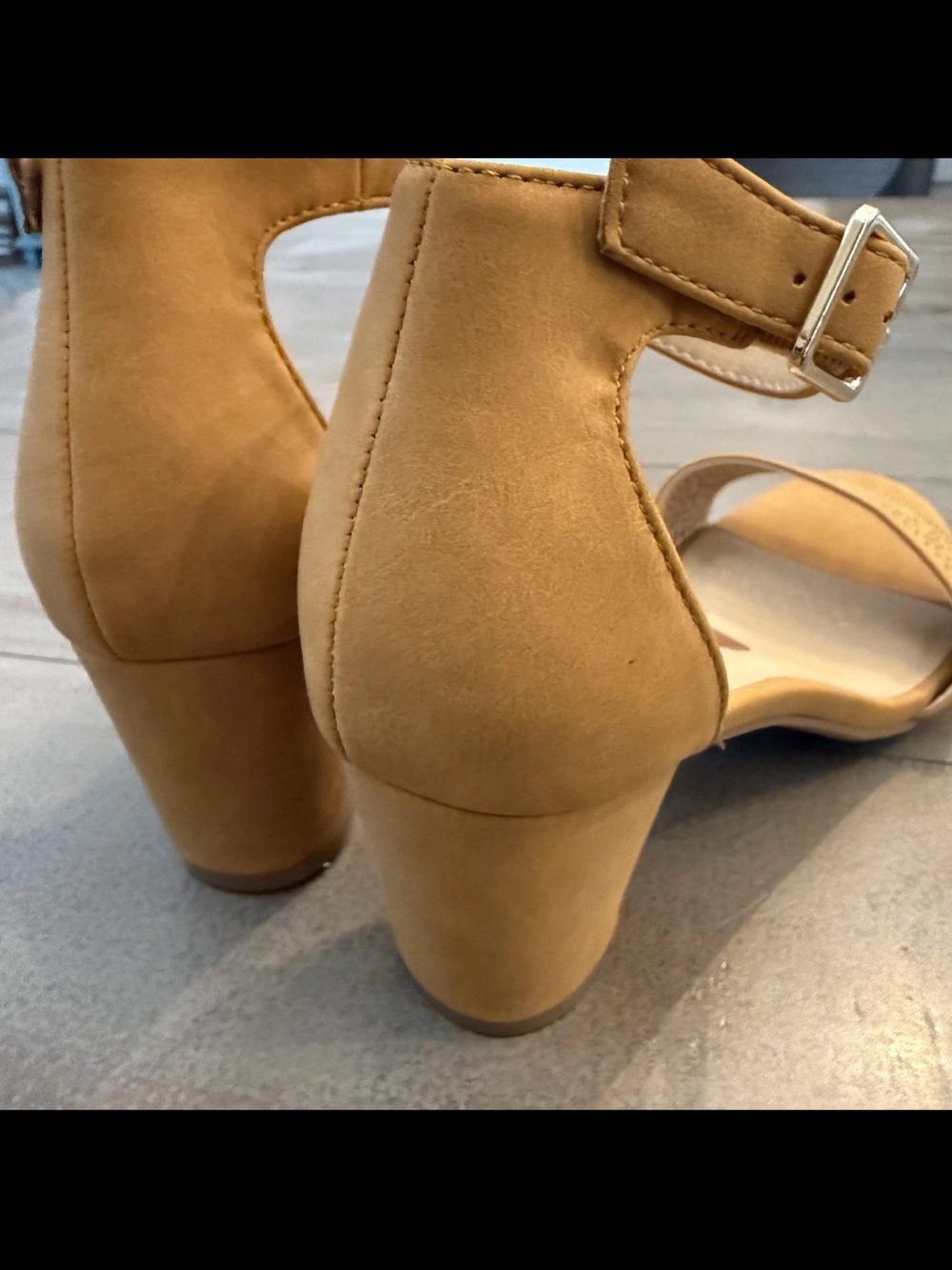 White Mountain Eileen Mustard Faux Suede Chunky Block Heel Ankle Buckle 8 - Picture 9 of 12